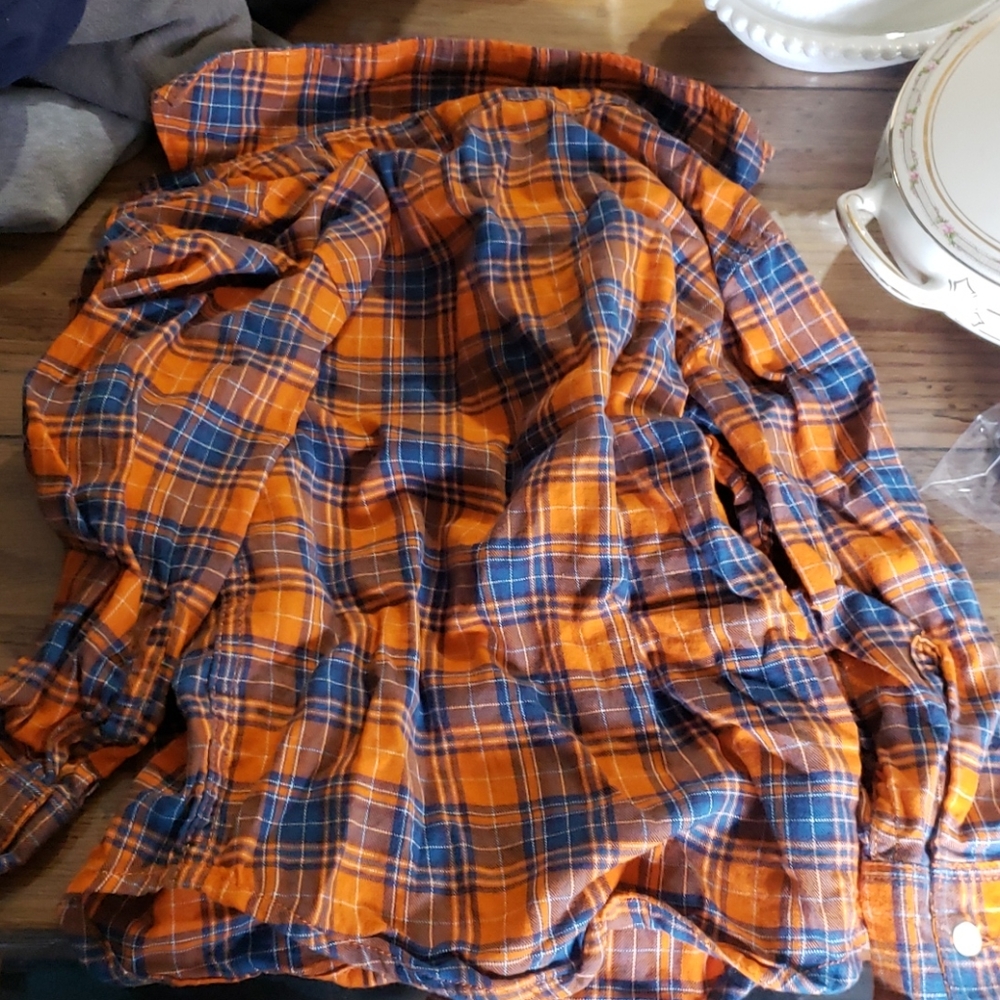 Toddler button down - Picture 3 of 3